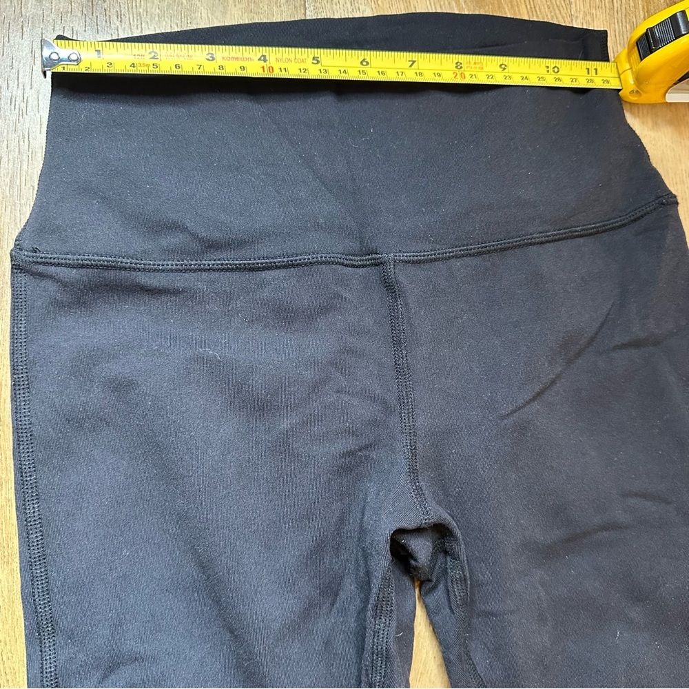 Alo Yoga Goddess Ribbed Ruched Leggings Gray & Black - Picture 11 of 14